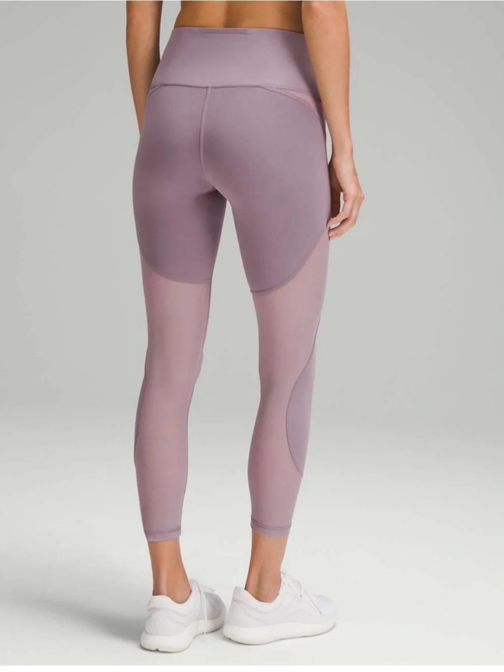 Lululemon Wunder Train Mesh Panel High-Rise Tight in Violet Verbena Size 4
